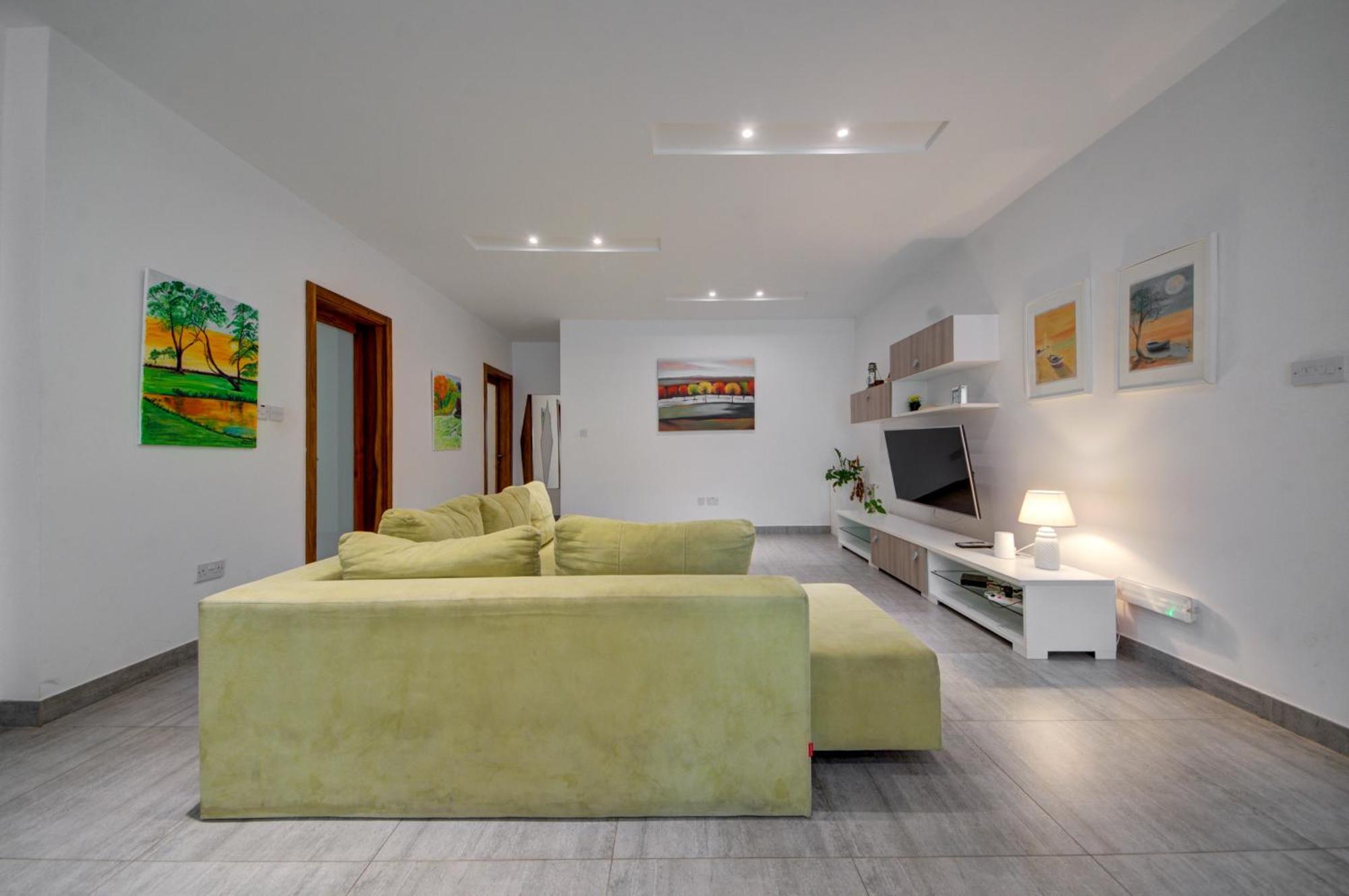 Top Floor Apt With Common Pool Close To All Amenities St. Paul's Bay Esterno foto