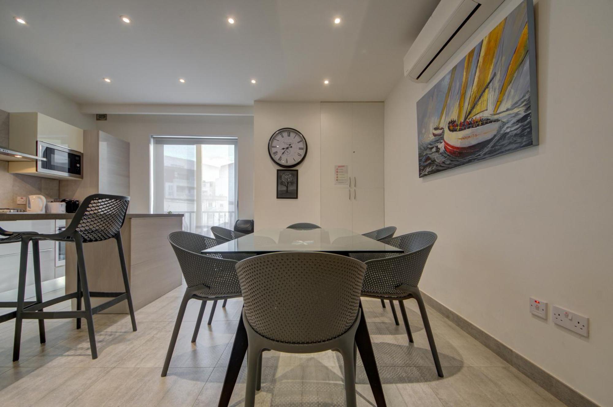 Top Floor Apt With Common Pool Close To All Amenities St. Paul's Bay Esterno foto